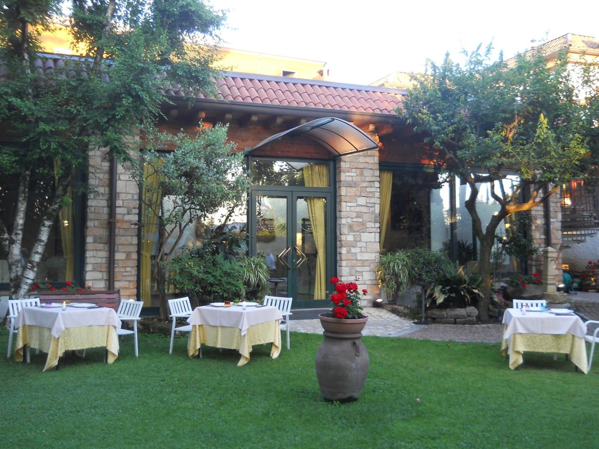 Hotel Il Rustichello Lonato Esterno foto