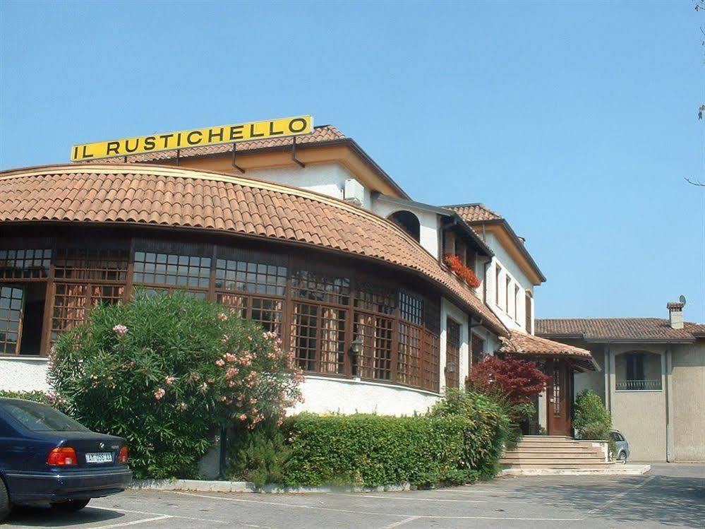 Hotel Il Rustichello Lonato Esterno foto