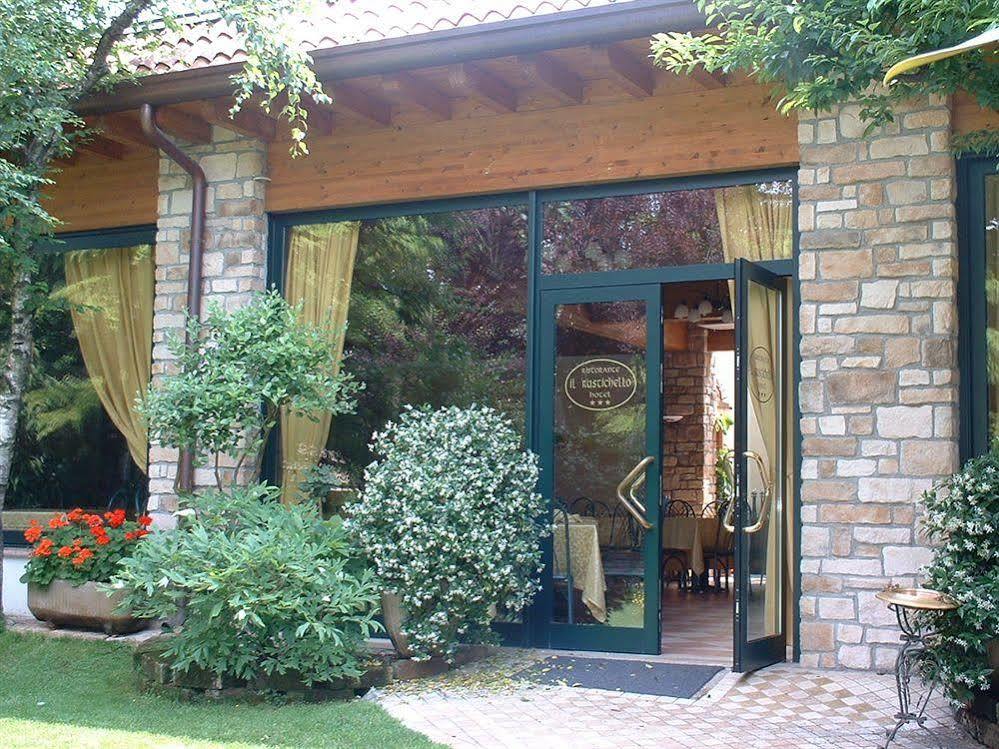 Hotel Il Rustichello Lonato Esterno foto